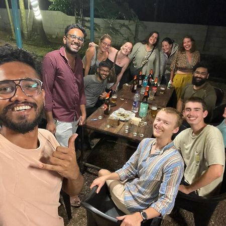 Cliff & Coral Hostel Varkala Bagian luar foto
