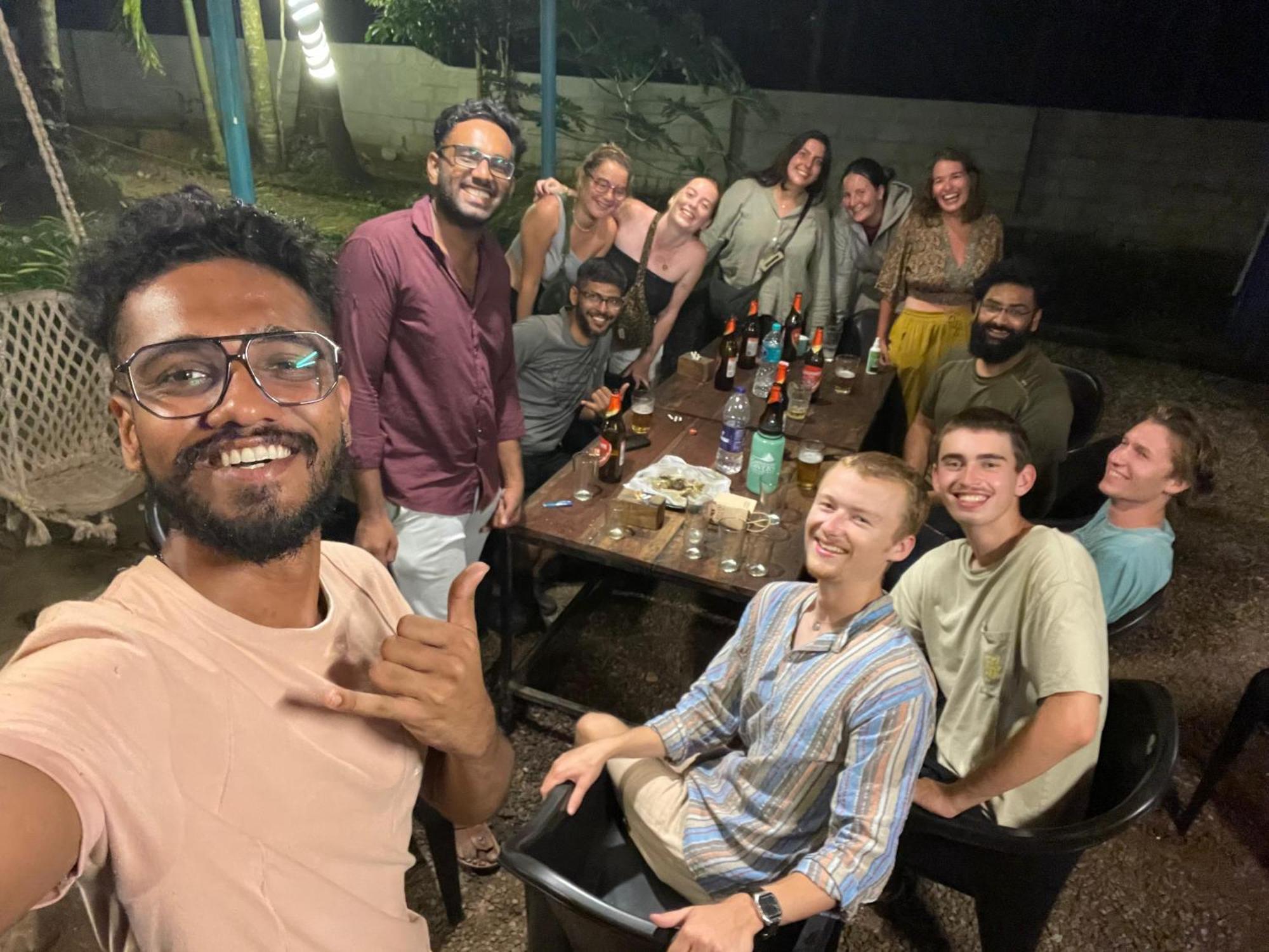 Cliff & Coral Hostel Varkala Bagian luar foto