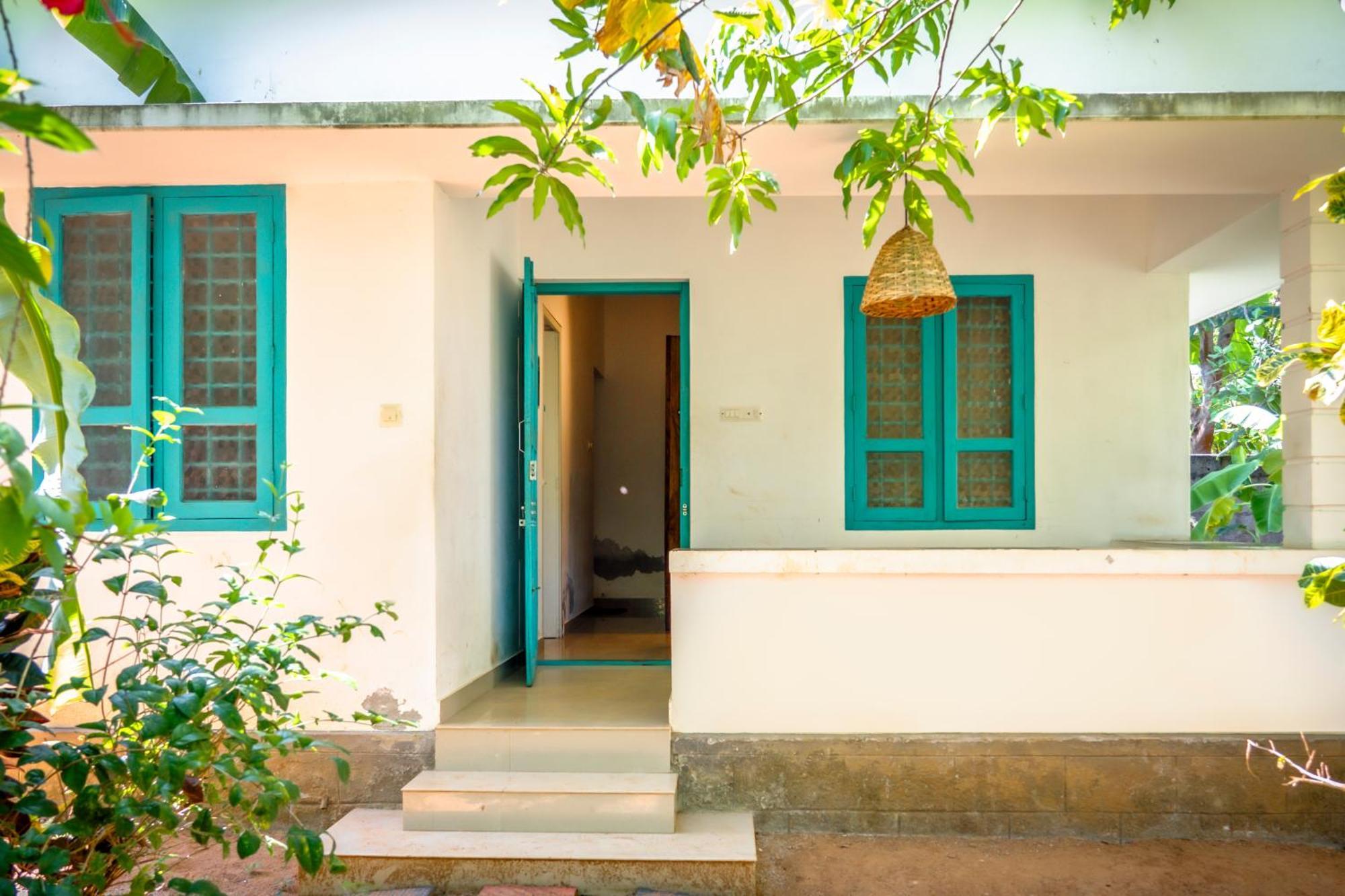 Cliff & Coral Hostel Varkala Bagian luar foto