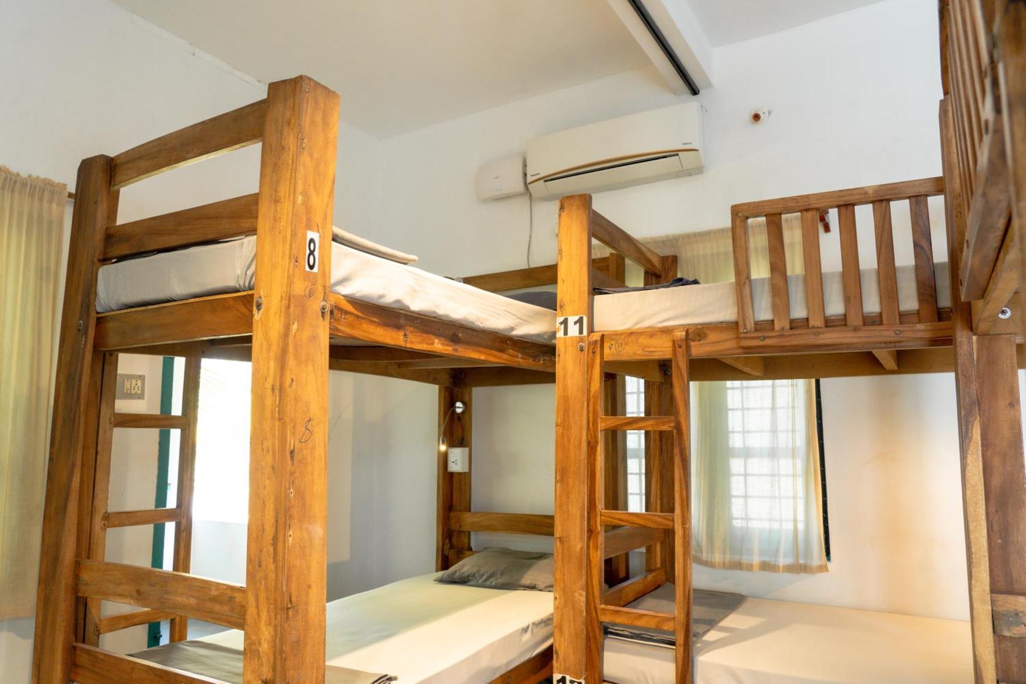 Cliff & Coral Hostel Varkala Bagian luar foto