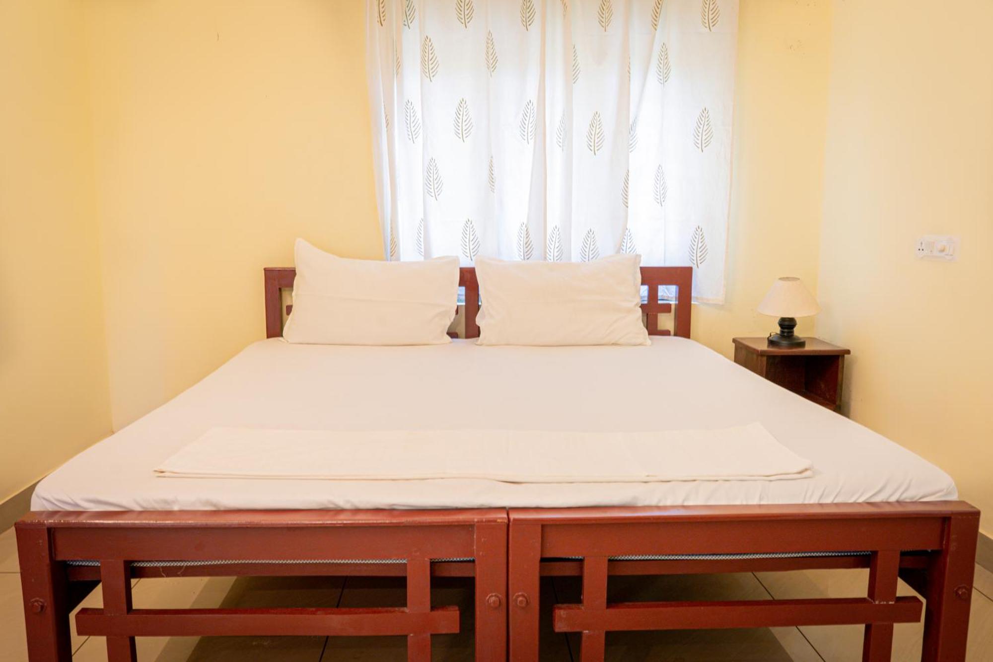Cliff & Coral Hostel Varkala Bagian luar foto
