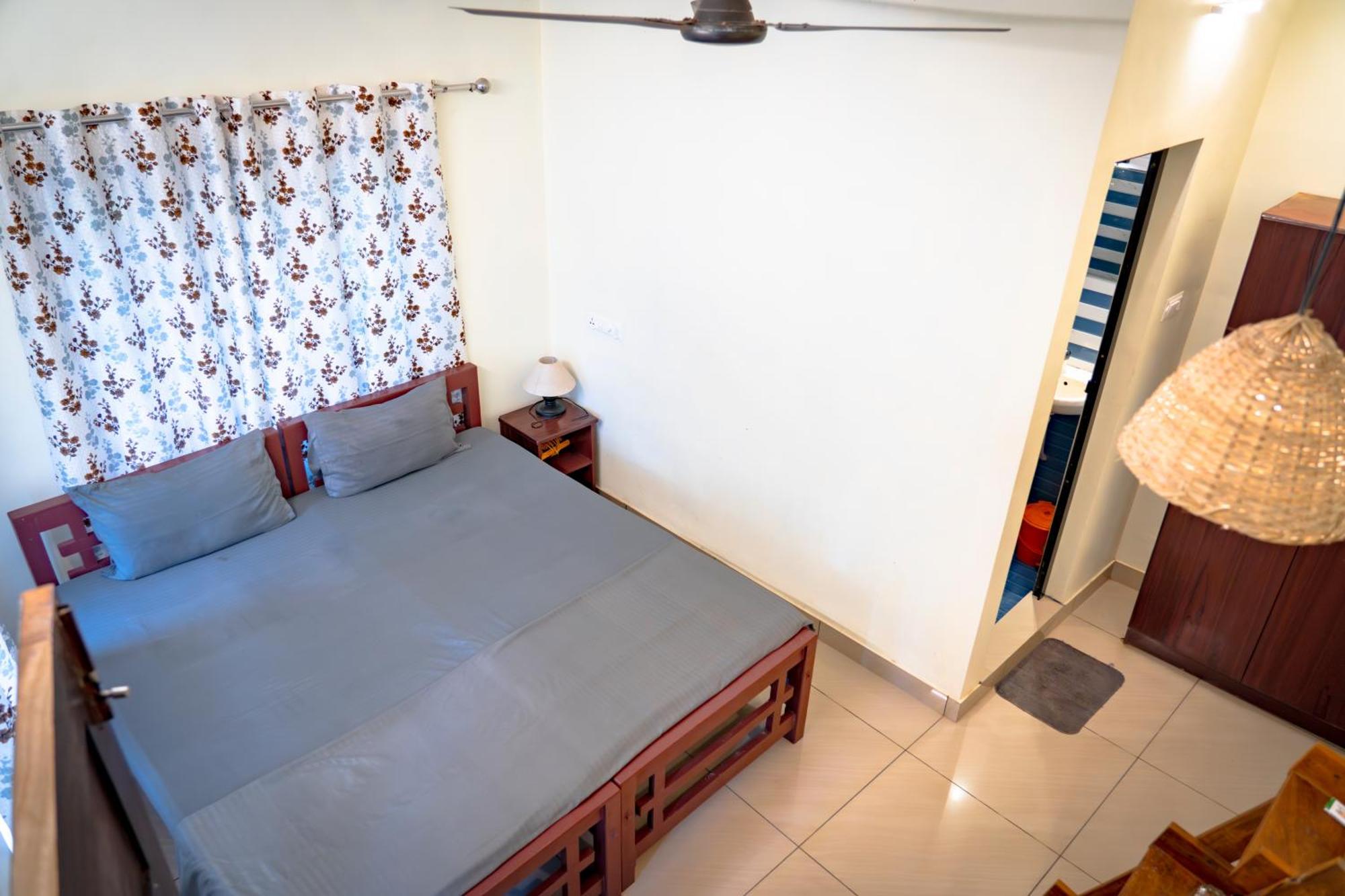 Cliff & Coral Hostel Varkala Bagian luar foto